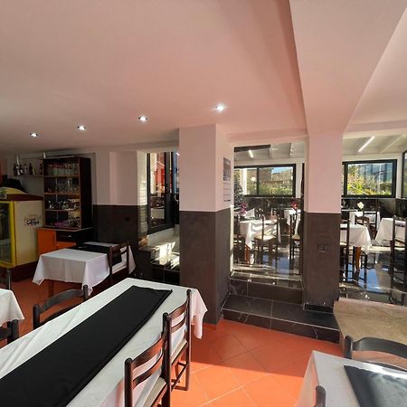 Hotel Bar Restaurant Mete Peshkepi 외부 사진