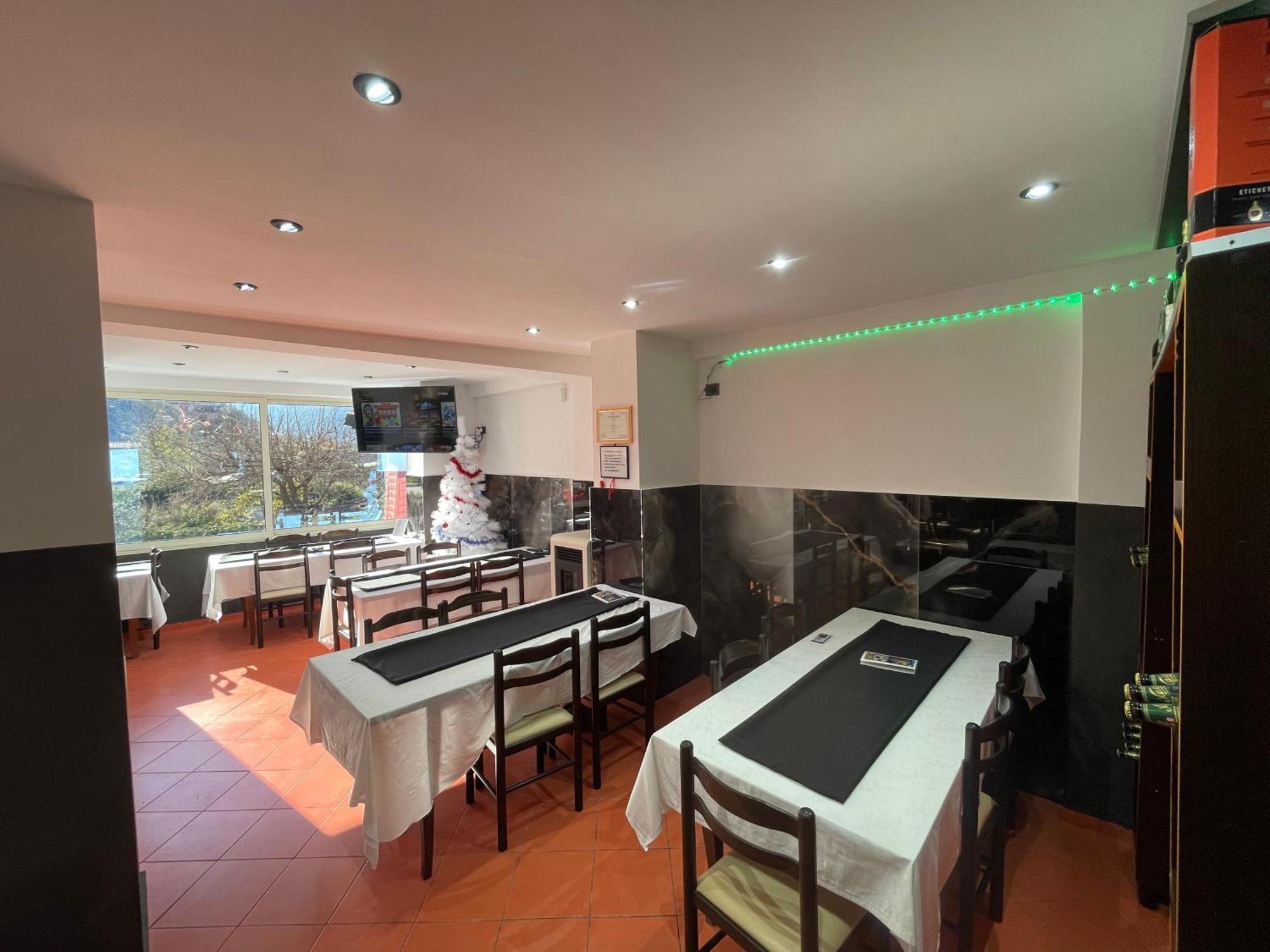 Hotel Bar Restaurant Mete Peshkepi 외부 사진